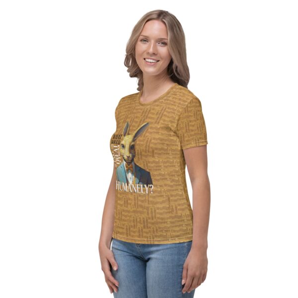 Charming Cat Women's Crew Neck T-Shirt